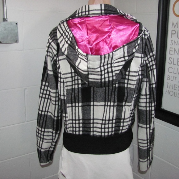 Dollhouse Jackets & Blazers - NWT- NYC DOLLHOUSE JUNIORS MDCOAT W/DETACHABLE HOOD